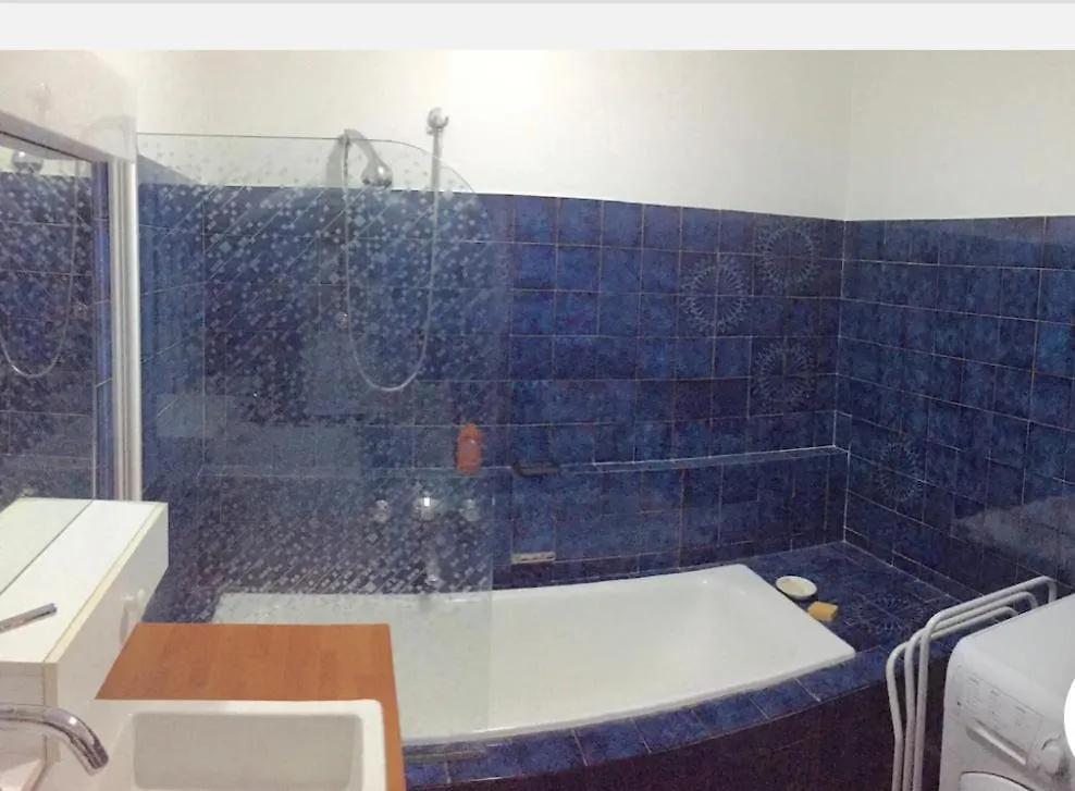 A 10 Minutes De La Plage Menton Apartment